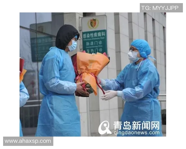 感染肺炎的足球明星们如何战胜病魔重返赛场的励志故事