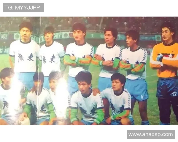 广州足球队进攻革新探索：战术创新与球员配合的完美结合